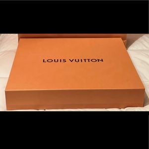 LOUIS VUITTON GIFT BOX